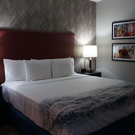 La Quinta Inn & Suites Dfw West-Glade-Parks Euless Esterno foto