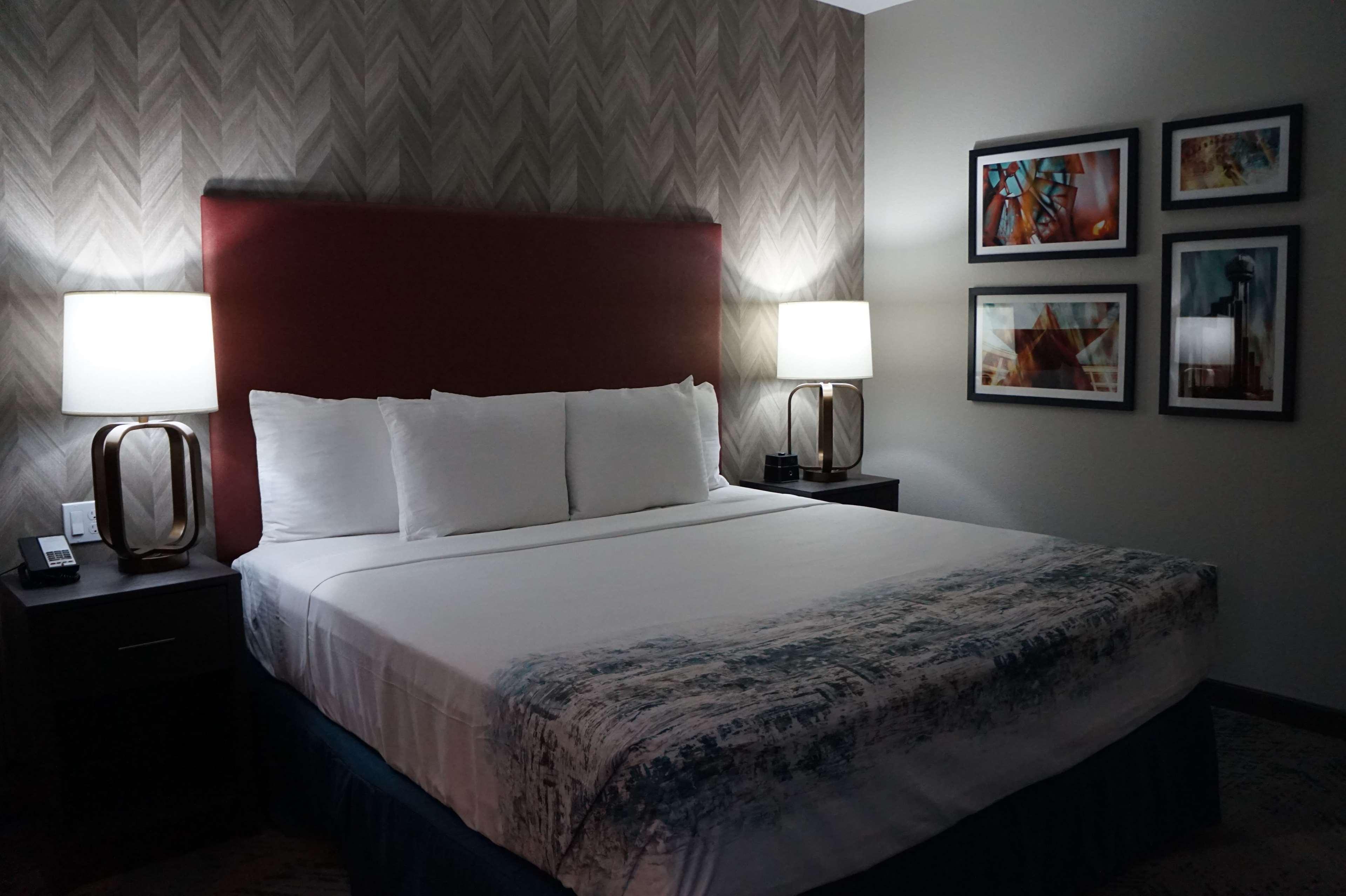 La Quinta Inn & Suites Dfw West-Glade-Parks Euless Esterno foto