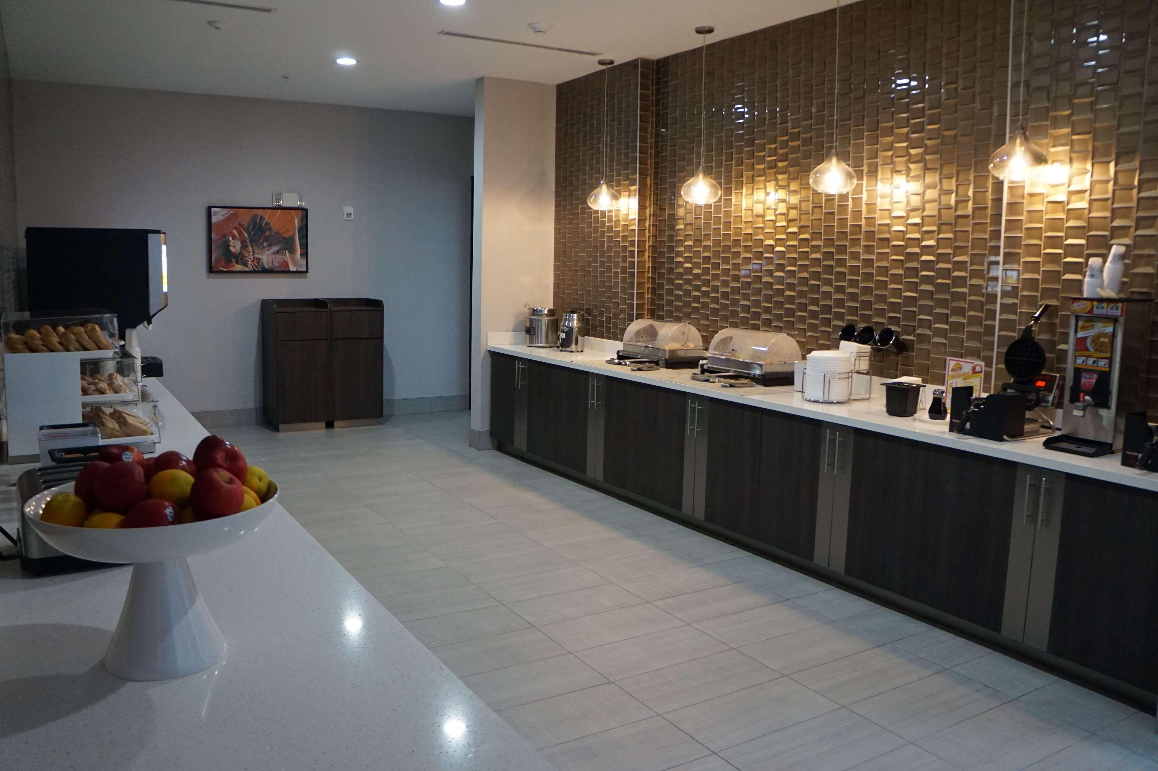 La Quinta Inn & Suites Dfw West-Glade-Parks Euless Esterno foto