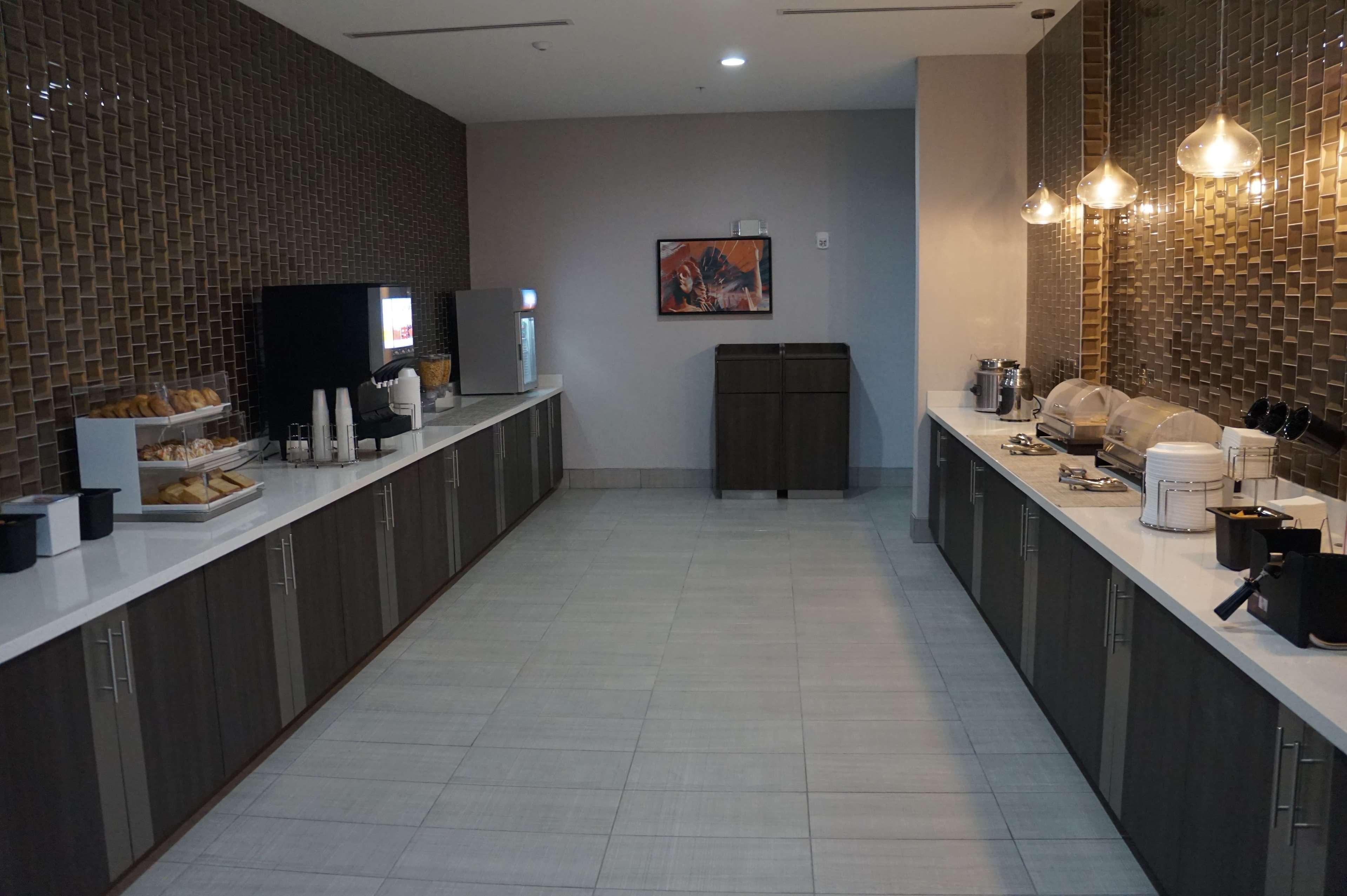 La Quinta Inn & Suites Dfw West-Glade-Parks Euless Esterno foto