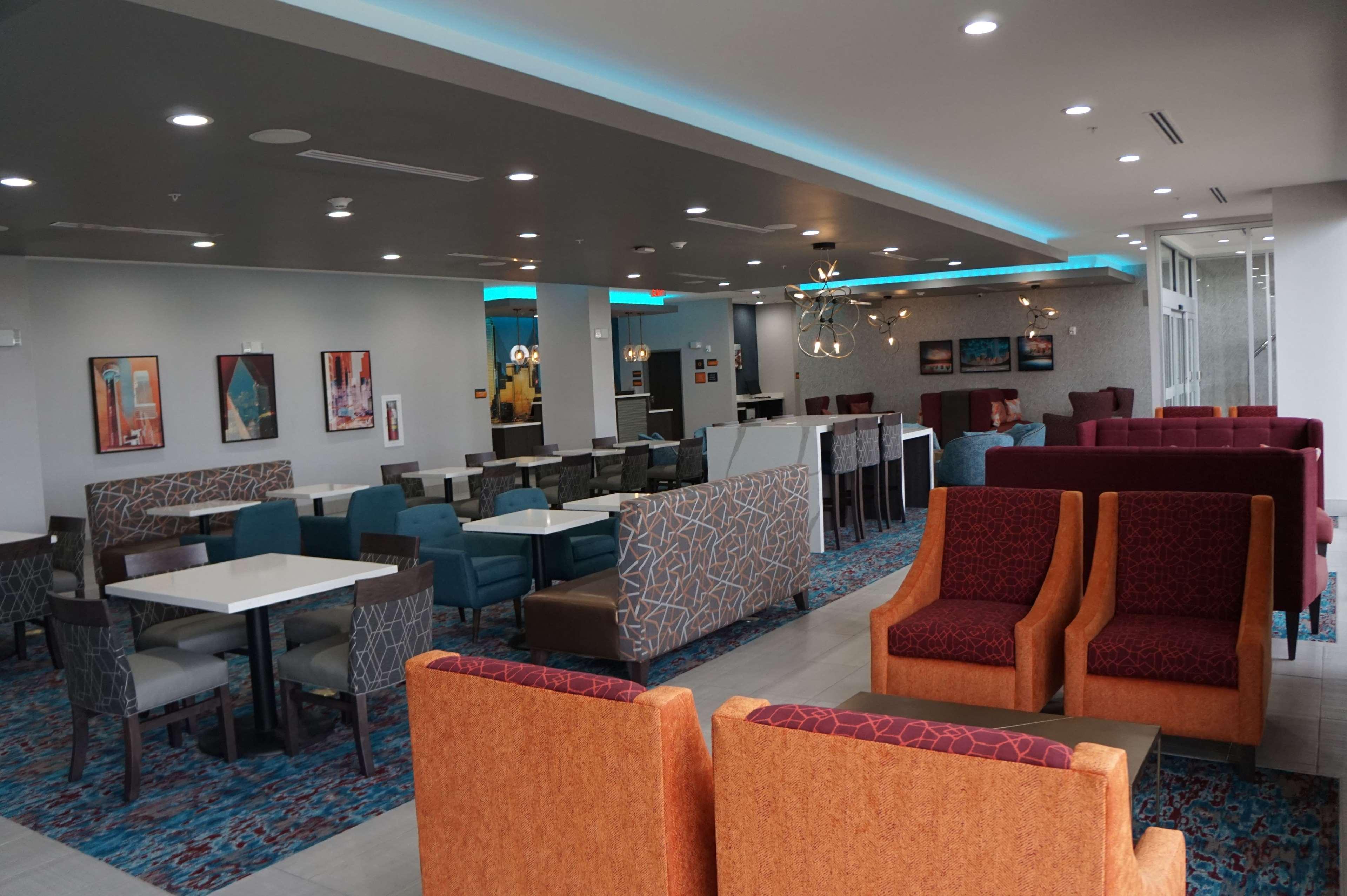 La Quinta Inn & Suites Dfw West-Glade-Parks Euless Esterno foto