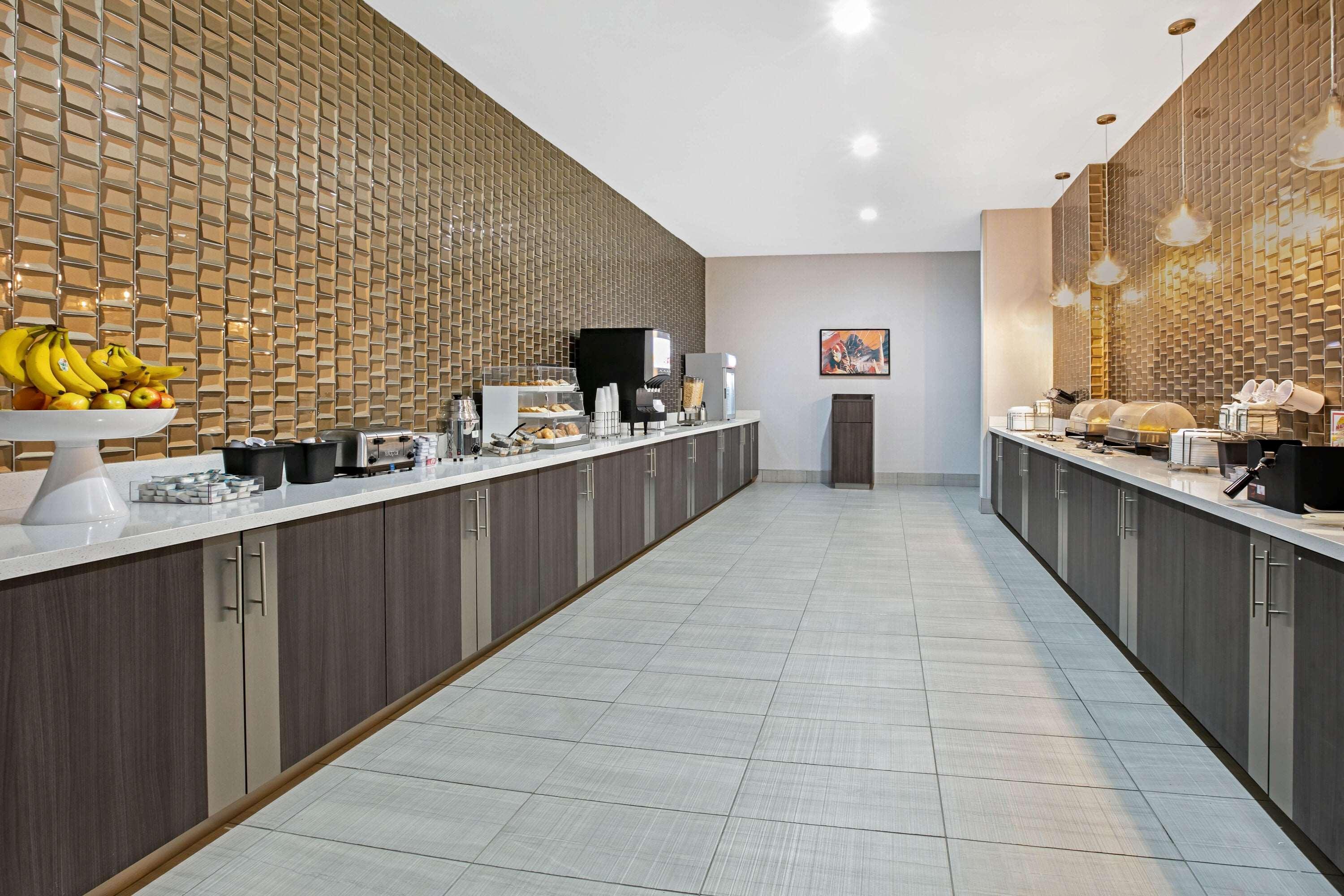 La Quinta Inn & Suites Dfw West-Glade-Parks Euless Esterno foto