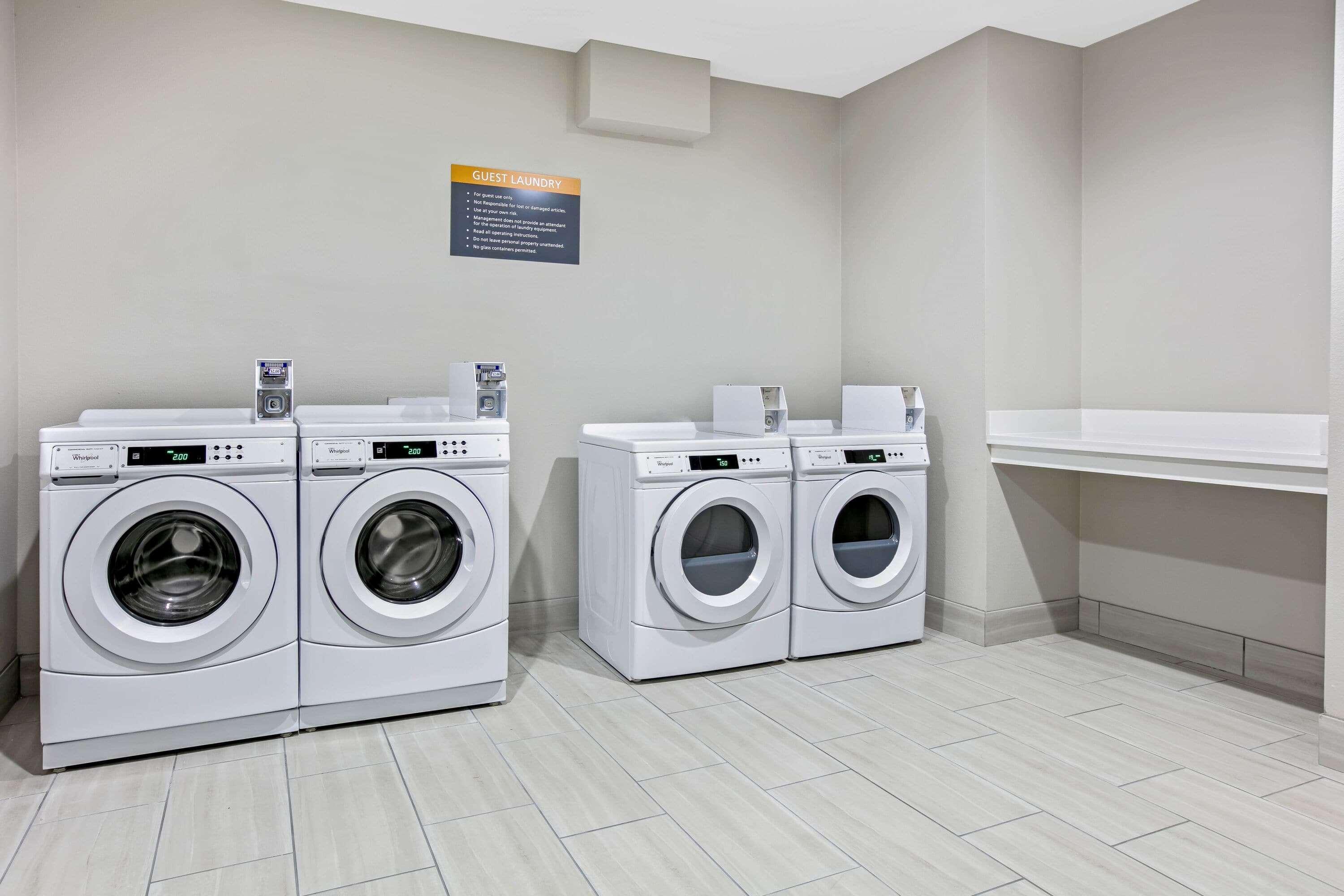 La Quinta Inn & Suites Dfw West-Glade-Parks Euless Esterno foto